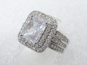 クリスタル　指輪(13号)